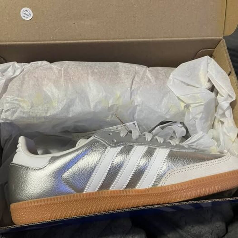 adidas Samba OG J Silver Metallic Leather 5.5 Y / 7 women new in box
